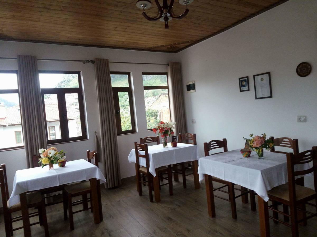 B&Bsheshalliu Berat Exterior photo
